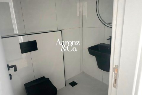 Снять в аренду офис в Джумейра Лейк Тауэрс, Дубай: 86м², № 125064 - фото 13