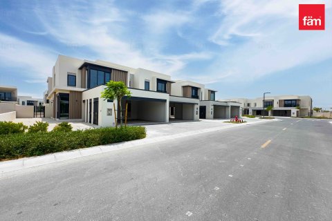 Townhouse in Jebel Ali, Dubai 4 bedrooms, 357.8 sq.m. № 124261 - photo 11