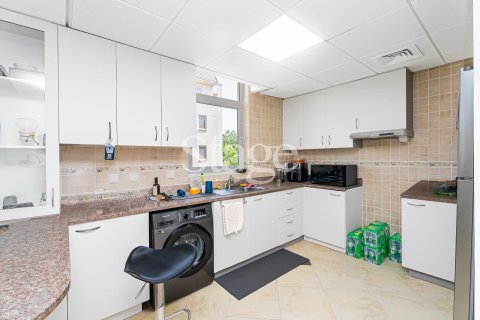 Apartamento en Motor City, Dubai, 1 dormitorio, 94 m², № 122154 - foto 10