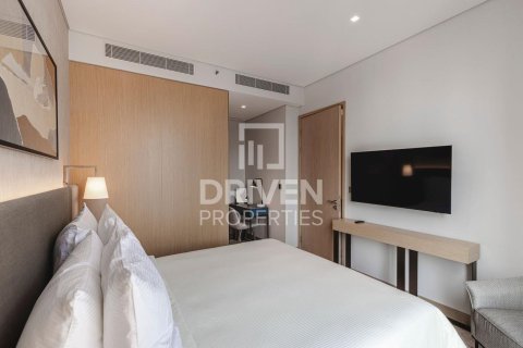 Apartment in Vida Residences Dubai Mall, Downtown Dubai (Downtown Burj Dubai), Dubai 2 bedrooms, 101.54 sq.m. № 136993 - photo 3