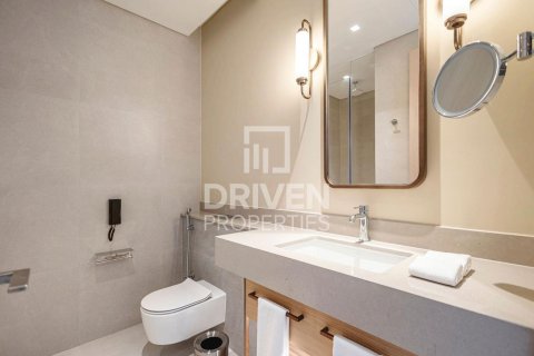 Apartment in Vida Residences Dubai Mall, Downtown Dubai (Downtown Burj Dubai), Dubai 2 bedrooms, 101.54 sq.m. № 136993 - photo 11