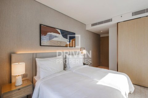 Apartment in Vida Residences Dubai Mall, Downtown Dubai (Downtown Burj Dubai), Dubai 2 bedrooms, 101.54 sq.m. № 136993 - photo 4