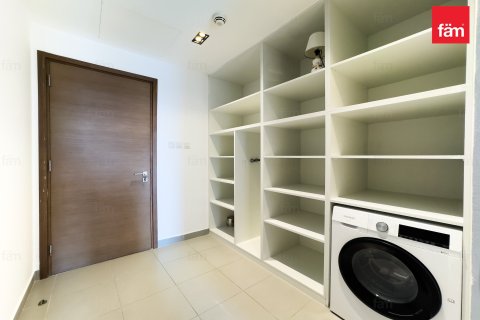 Apartment in City Walk, Dubai 3 bedrooms, 264.2 sq.m. № 123299 - photo 18