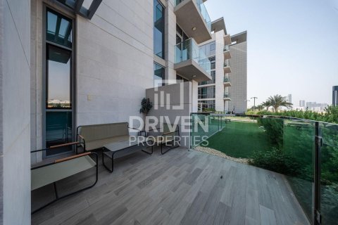 Снять в аренду квартиру в District One, Мохаммед Бин Рашид Сити, Дубай: 2 спальни, 143.35м², № 129442 - фото 3