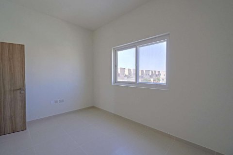 Adosado en Villanova, Dubai Land, Dubai, 4 dormitorios, 205.59 m², № 1157 - foto 8