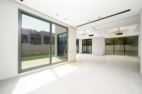 Villa in Al Furjan, Dubai 5 bedrooms, 600 sq.m. № 125053