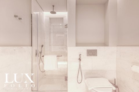 Снять в аренду квартиру в Пальме Джумейре, Дубай: студию, 46м², № 46309 - фото 9