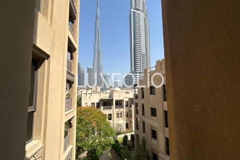 Appartement à Old Town, Dubai, 2 chambres, 138 m², № 46310