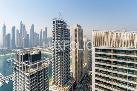 Снять в аренду квартиру в EMAAR Beachfront, Dubai Harbour, Дубай: 1 спальня, 84м², № 46301 - фото 11