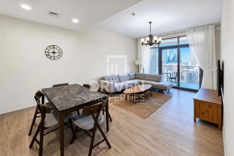 Снять в аренду квартиру в Bellevue Towers, Даунтаун Дубай (Даунтаун Бурдж Дубай), Дубай: 2 спальни, 120.4м², № 134186 - фото 2