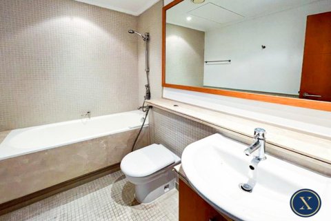 Apartment in Dubai Marina, Dubai 2 bedrooms, 155 sq.m. № 45429 - photo 14