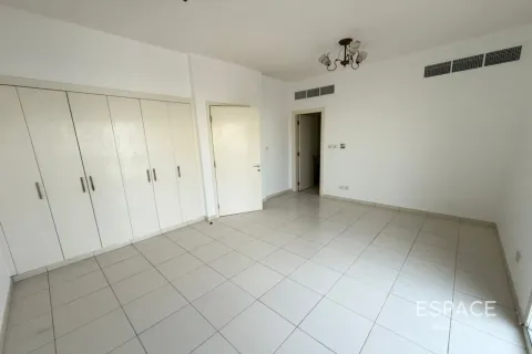 Villa en Springs 15, The Springs, Dubai, 3 dormitorios, 209 m², № 122885 - foto 13