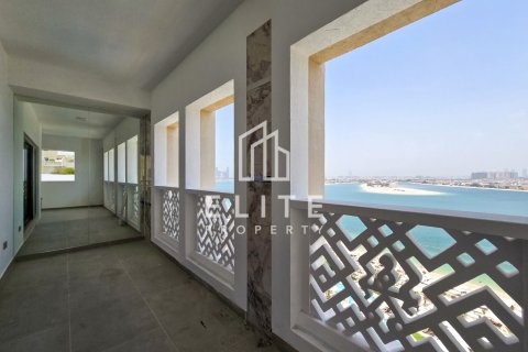 Appartement à The Crescent, Palm Jumeirah, Dubai, 3 chambres, 220 m², № 134916 - photo 3