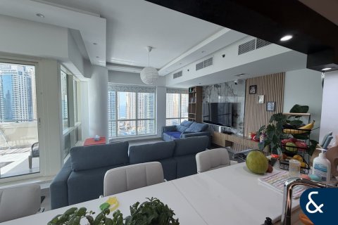 Apartment in AL MAJARA TOWERS in Dubai Marina, Dubai 3 bedrooms, 191 sq.m. № 99189 - photo 4