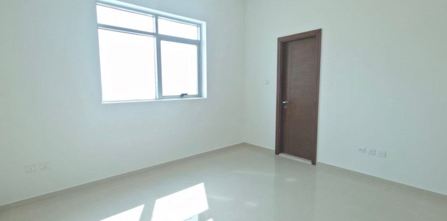 Apartamento en Al Furjan, Dubai, 2 dormitorios, 114.9 m², № 133092