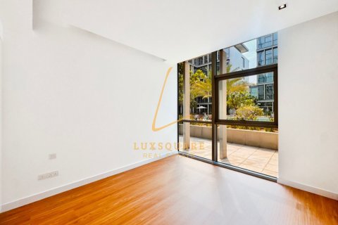 Снять в аренду квартиру в Аль-Васле, Дубай: 3 спальни, 182м², № 123206 - фото 18
