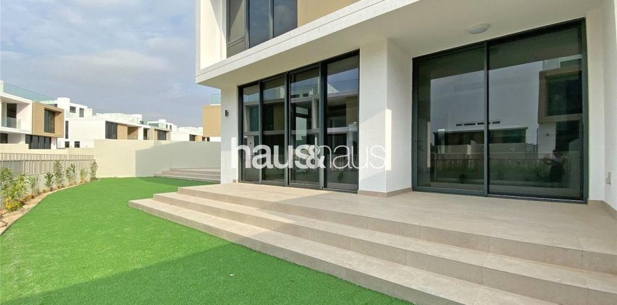 Вилла в Дубай Хилс Эстейт, Дубай, 3 спальни, 387м², № 44989