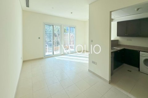Maison de ville à Jumeirah Village Circle, Dubai, 1 chambre, 180 m², № 46286