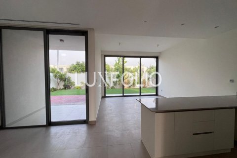 Снять в аренду виллу в Sidra Villas, Дубай Хилс Эстейт, Дубай: 3 спальни, 407м², № 46283 - фото 2