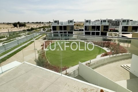 Villa in Dubai Hills Estate, Dubai 3 bedrooms, 296 sq.m. № 46281