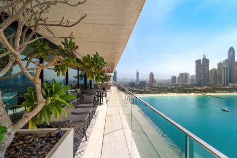 Apartment in Dubai 4 bedrooms, 538 sq.m. № 123821 - photo 24