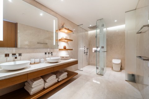 Apartment in Dubai 4 bedrooms, 538 sq.m. № 123821 - photo 19