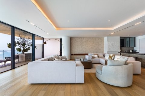 Apartment in Dubai 4 bedrooms, 538 sq.m. № 123821 - photo 6