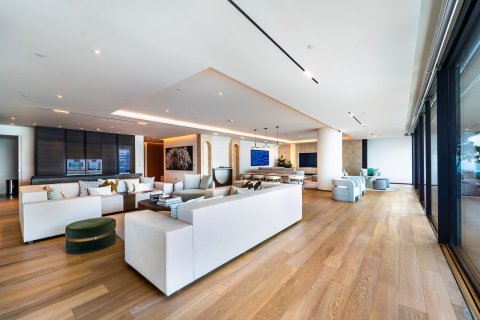 Apartment in Dubai 4 bedrooms, 538 sq.m. № 123821 - photo 5
