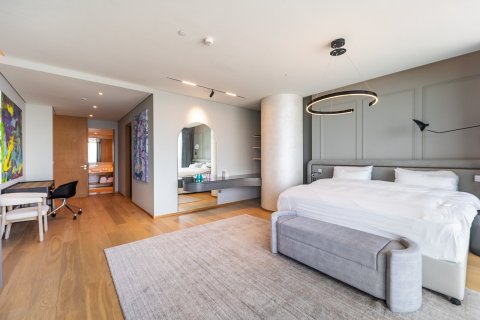 Apartment in Dubai 4 bedrooms, 538 sq.m. № 123821 - photo 16