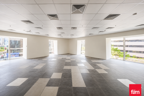 Oficina en Sheikh Zayed Road, Dubai, 269.5 m², № 109341 - foto 15