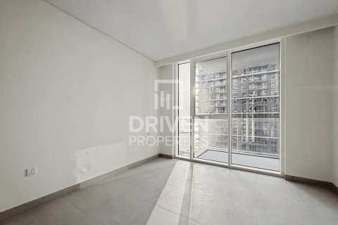 Apartment in EMAAR Beachfront, Dubai Harbour, Dubai 1 bedroom, 73.67 sq.m. № 138405 - photo 7