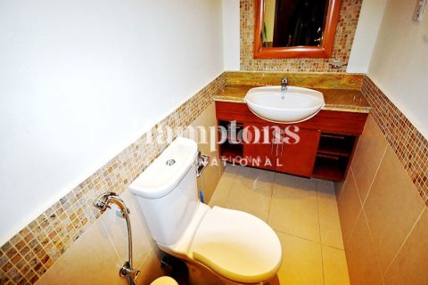 Снять в аренду квартиру в The Views 1, The Views, Дубай: 1 спальня, 79.24625900м², № 125078 - фото 10