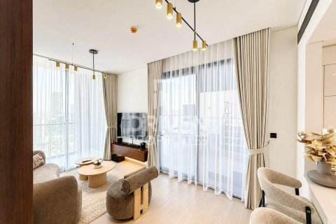 Квартира в District 15, Джумейра Вилладж Серкл, Дубай, 2 спальни, 142.79м², № 128755