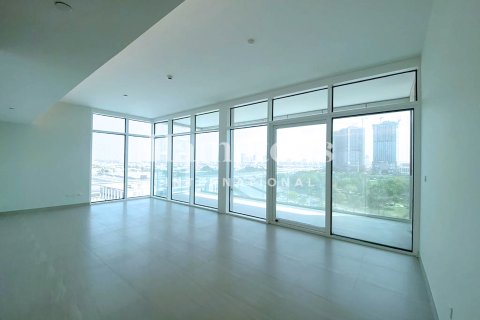 Apartment in Zabeel, Dubai 2 bedrooms, 145.95061300 sq.m. № 105672 - photo 5
