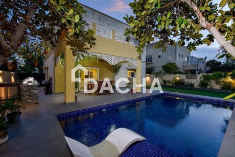 Villa in Meadows, Dubai 4 bedrooms, 372 sq.m. № 104762