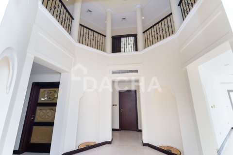 Villa en Garden Homes, Palm Jumeirah, Dubai, 5 dormitorios, 465 m², № 133254 - foto 25