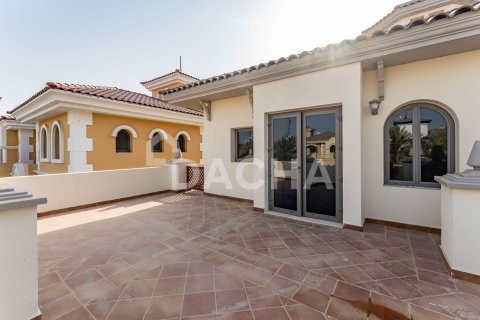 Villa en Garden Homes, Palm Jumeirah, Dubai, 5 dormitorios, 465 m², № 133254 - foto 13