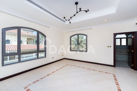 Villa en Garden Homes, Palm Jumeirah, Dubai, 5 dormitorios, 465 m², № 133254 - foto 20