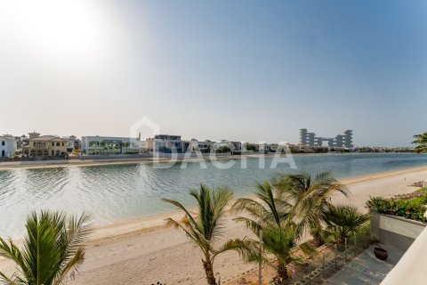 Villa en Garden Homes, Palm Jumeirah, Dubai, 5 dormitorios, 465 m², № 133254 - foto 9