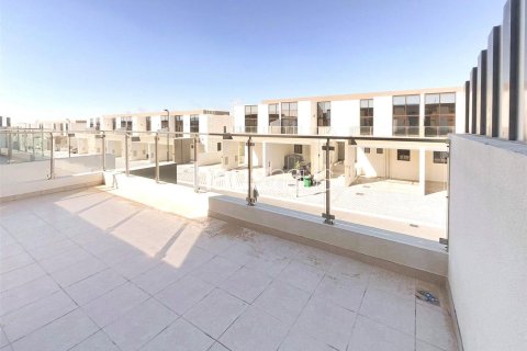 Купить таунхаус в District 11, Мохаммед Бин Рашид Сити, Дубай: 4 спальни, 252м², № 43293 - фото 19