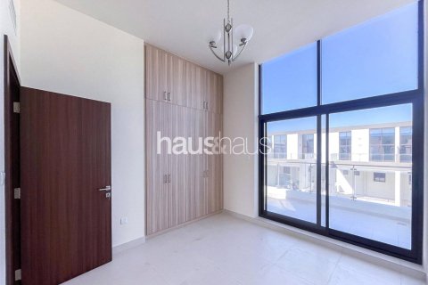 Купить таунхаус в District 11, Мохаммед Бин Рашид Сити, Дубай: 4 спальни, 252м², № 43293 - фото 13