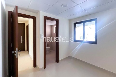 Купить таунхаус в District 11, Мохаммед Бин Рашид Сити, Дубай: 4 спальни, 252м², № 43293 - фото 7