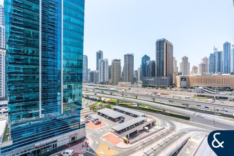 Apartment in Jumeirah Lake Towers, Dubai 2 bedrooms, 189 sq.m. № 74864 - photo 21