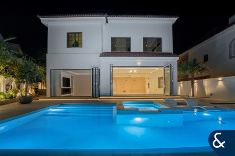 Villa à Jumeirah Golf Estates, Dubai, 5 chambres, 795 m², № 88777