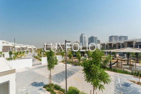 Villa in Aura, Tilal Al Ghaf, Dubai 4 bedrooms, 317 sq.m. № 45839