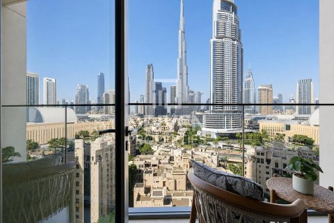 Снять в аренду квартиру в Burj Royale, Даунтаун Дубай (Даунтаун Бурдж Дубай), Дубай: 2 спальни, 86.86м², № 136718 - фото 2