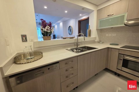 Apartment in Palm Jumeirah, Dubai 2 bedrooms, 179.8 sq.m. № 112032 - photo 5