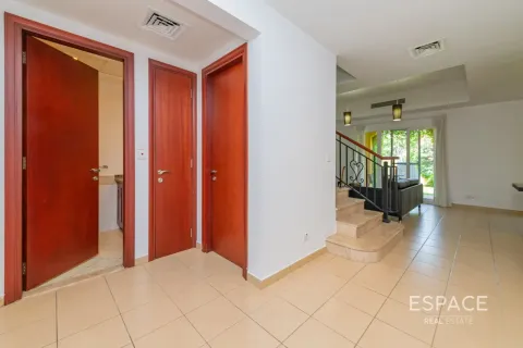 Villa en Arabian Ranches, Dubai, 2 dormitorios, 175 m², № 122390 - foto 4