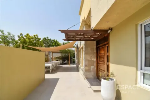 Villa en Springs 4, The Springs, Dubai, 3 dormitorios, 209 m², № 122388 - foto 4