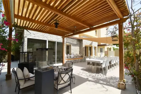 Villa en Springs 4, The Springs, Dubai, 3 dormitorios, 209 m², № 122388 - foto 8